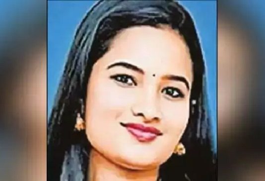 விபத்தில் சிக்கிய மாணவி 15 மாதங்களுக்குப் பிறகு உயிர் பிரிந்த சோகம்!!