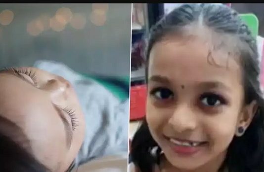 வீட்டின் கேட் சரிந்து விழுந்ததில் சிறுமி பலி : பதற வைக்கும் சிசிடிவி காட்சிகள்!!