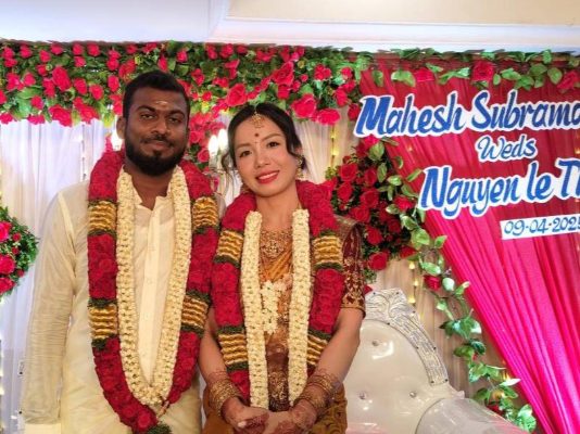 தமிழ் இளைஞரை கரம்பிடித்த வியட்நாம் பெண் : தேசங்களை கடந்து இணைந்த காதல்!!