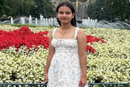 கனடாவில் மோதிக்கொண்ட இரு கும்பல்கள்.. பரிதாபமாக பறிபோன இந்திய இளம்பெண்ணின் உயிர்!!